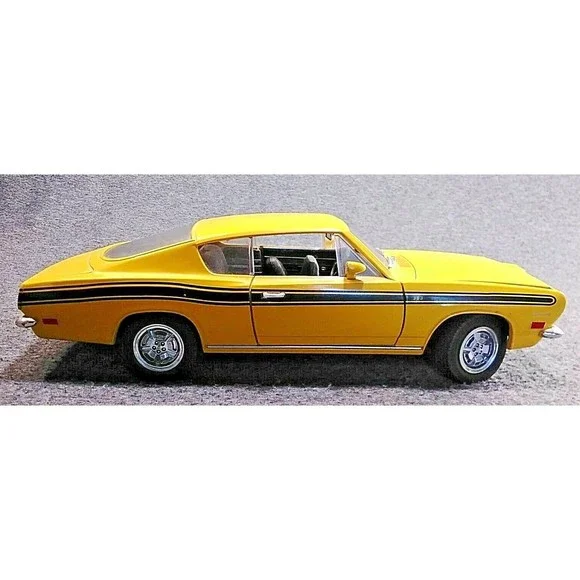 Road Signature 1969 Plymouth Cuda Barracuda 1:18 Scale Diecast Model Car Yellow - Picture 3 of 12